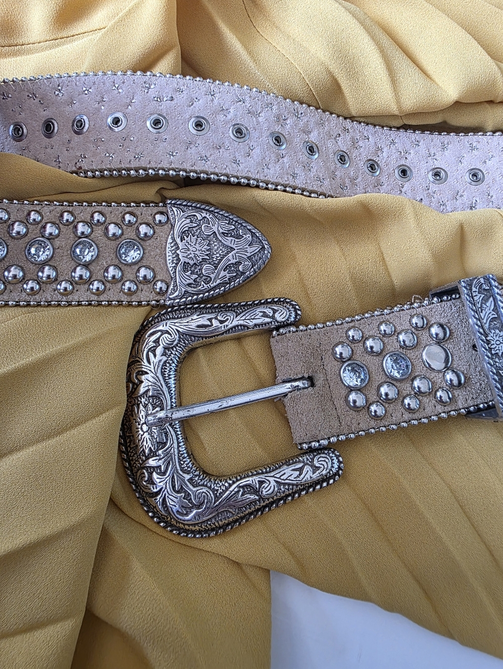 Vintage Western Studded Leather Belt Rhinestone Silver Buckle Boho Y2K S/M - Picture 3 of 11